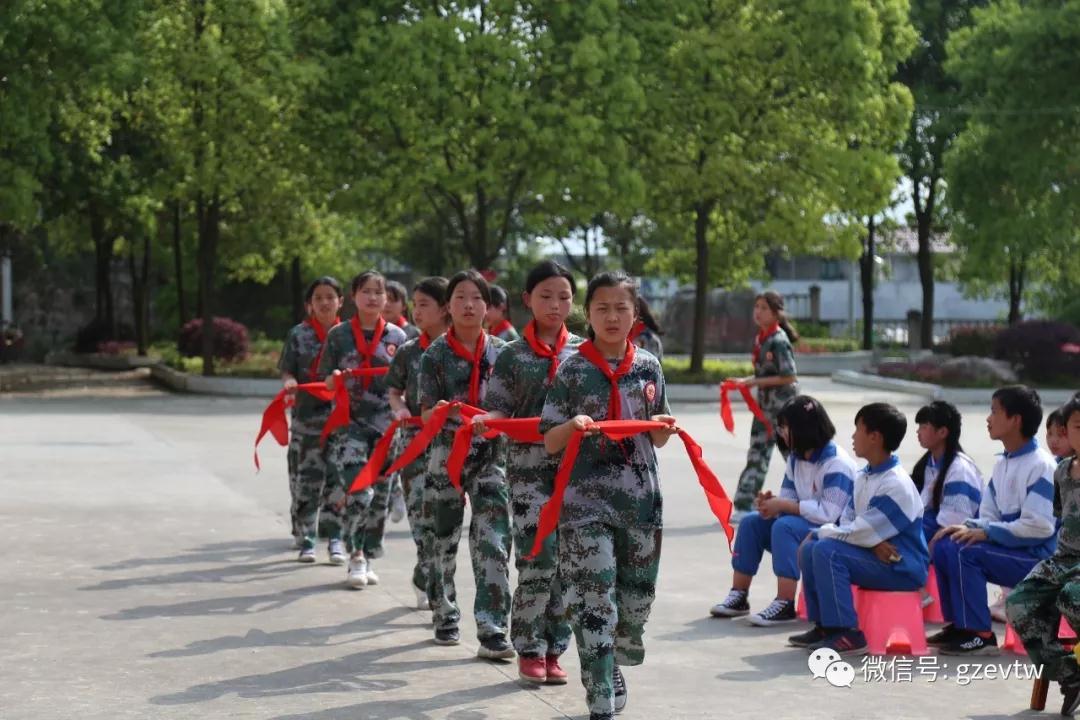 beat365英国官方网站“青春有伴·我不孤单”系列主题帮扶活动之“微扶贫·微心愿”(图8)