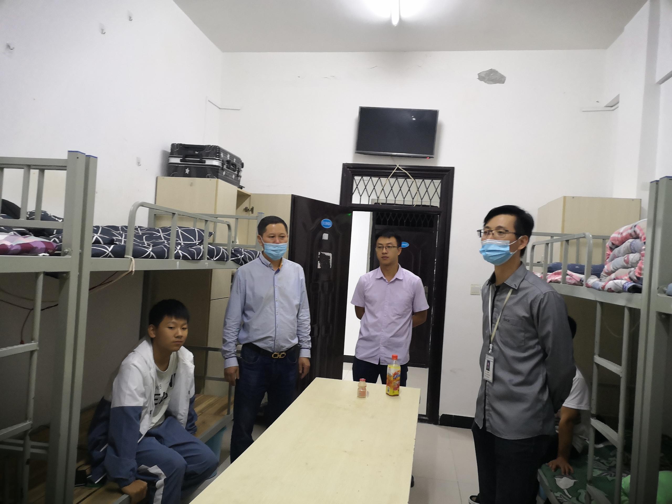 金秋九月,喜迎新生(图5) 金秋九月,喜迎新生(图5)