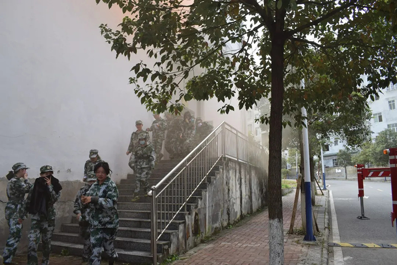 【德江消防】德江消防到beat365开展消防安全知识培训(图1)