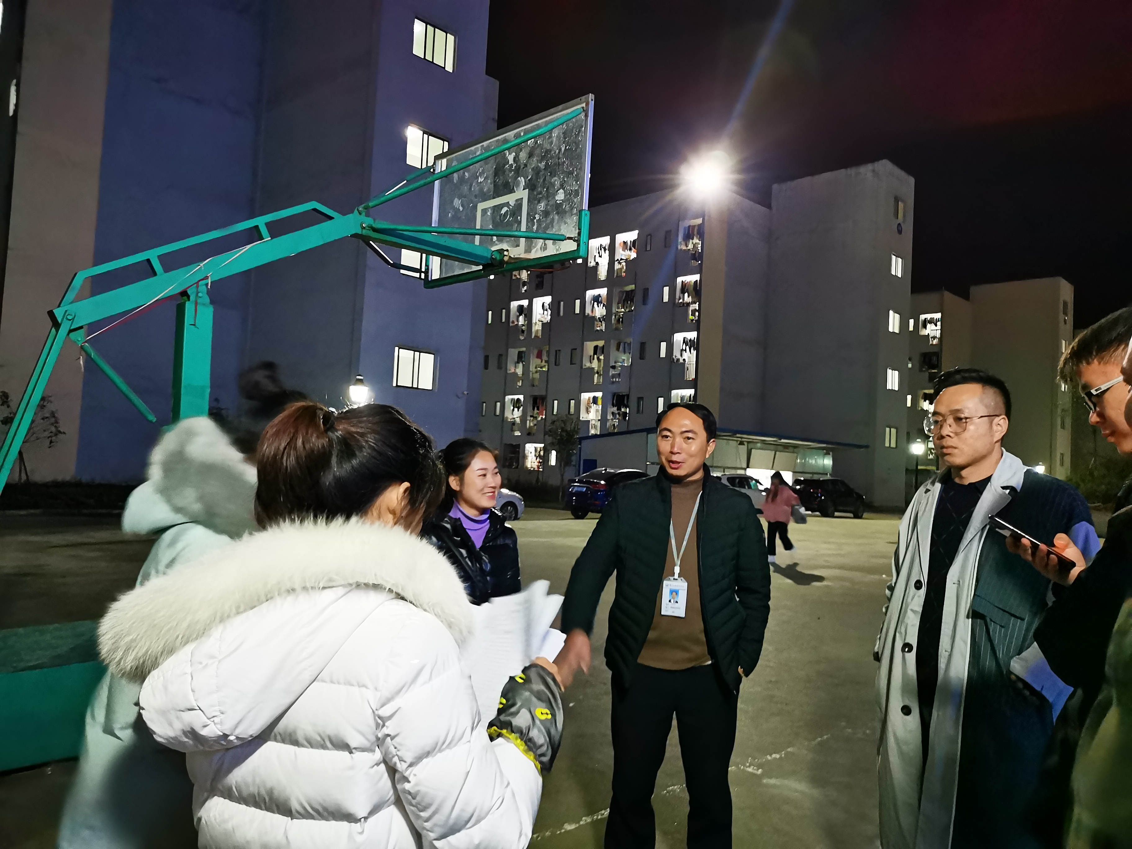 严格排查,筑牢学生公寓安全防线 ——经济与管理学院开展学生公寓安全大检查(图1) 严格排查,筑牢学生公寓安全防线 ——经济与管理学院开展学生公寓安全大检查(图1)