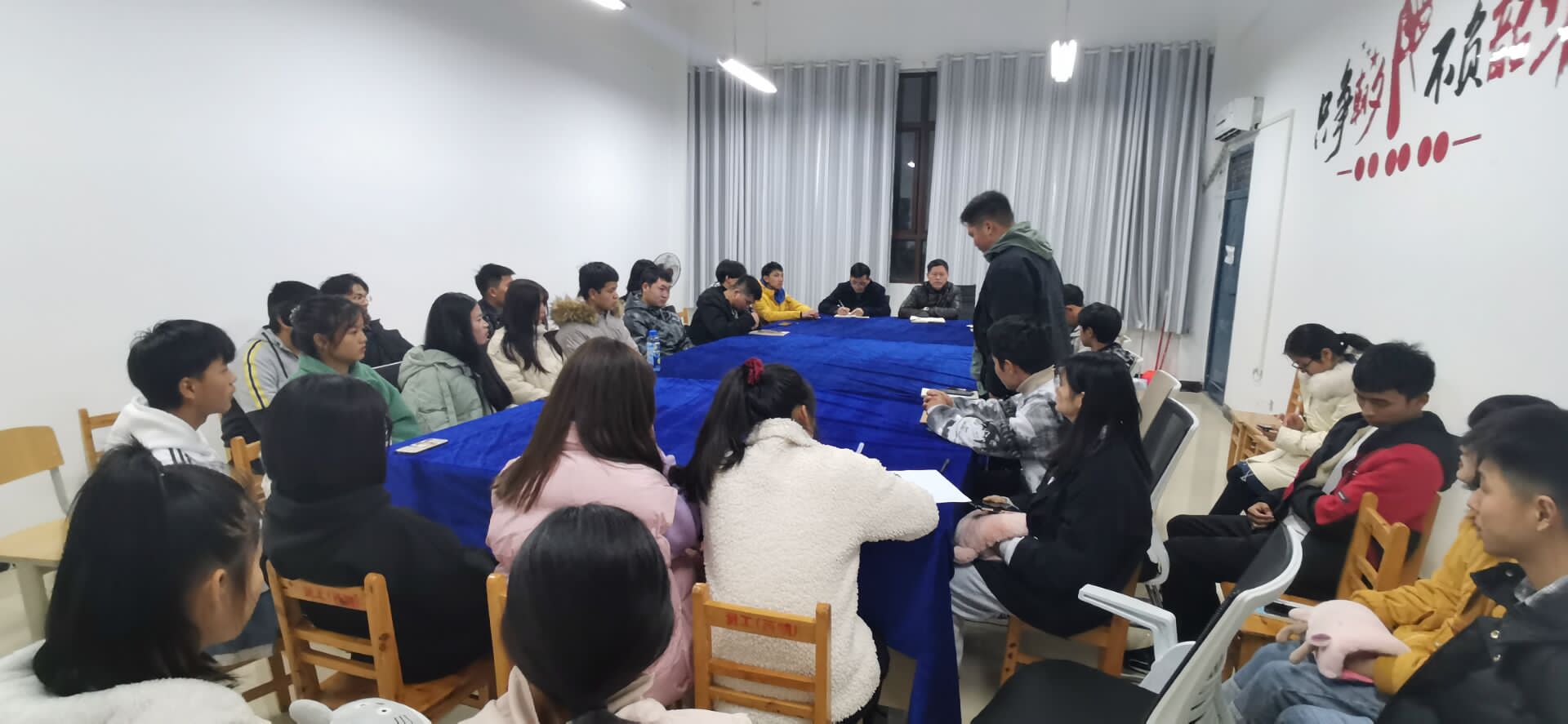 倾听心声 健康成长(图1) 倾听心声 健康成长(图1)