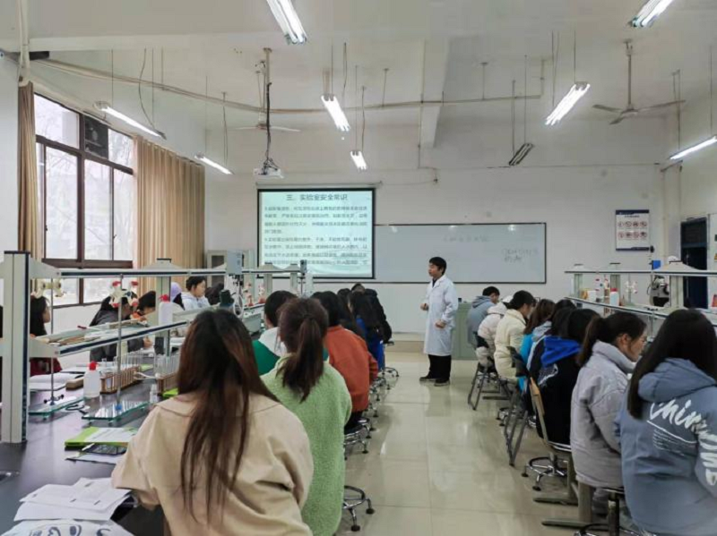 教学工作简报 2021年(第17期)(图1) 教学工作简报 2021年(第17期)(图1)