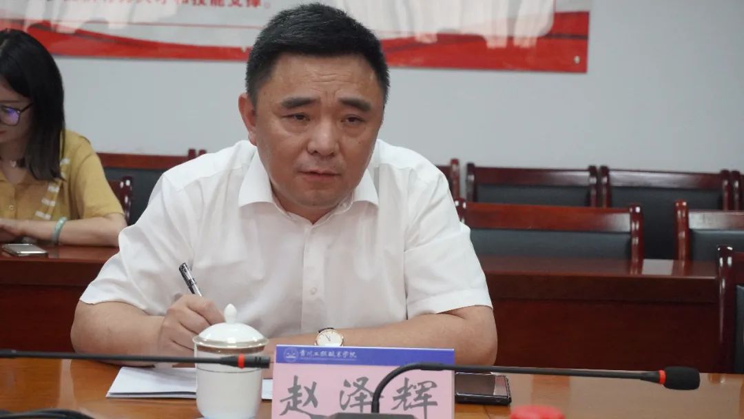 铜仁市政协到beat365英国官方网站开展“走访委员企业、服务市场主体”调研活动(图4)