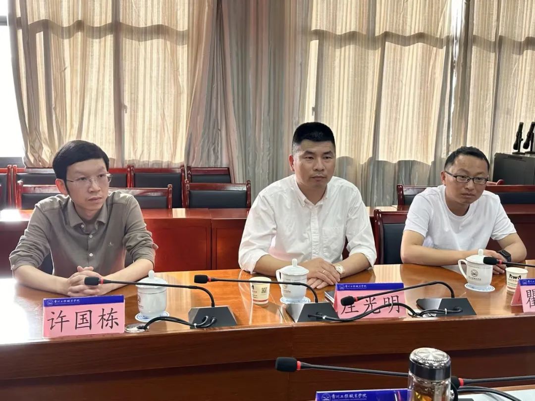 校企合作促发展 产教融合育人才——浙江万坚建设有限公司来beat365考察交流(图3) 校企合作促发展 产教融合育人才——浙江万坚建设有限公司来beat365考察交流(图3)