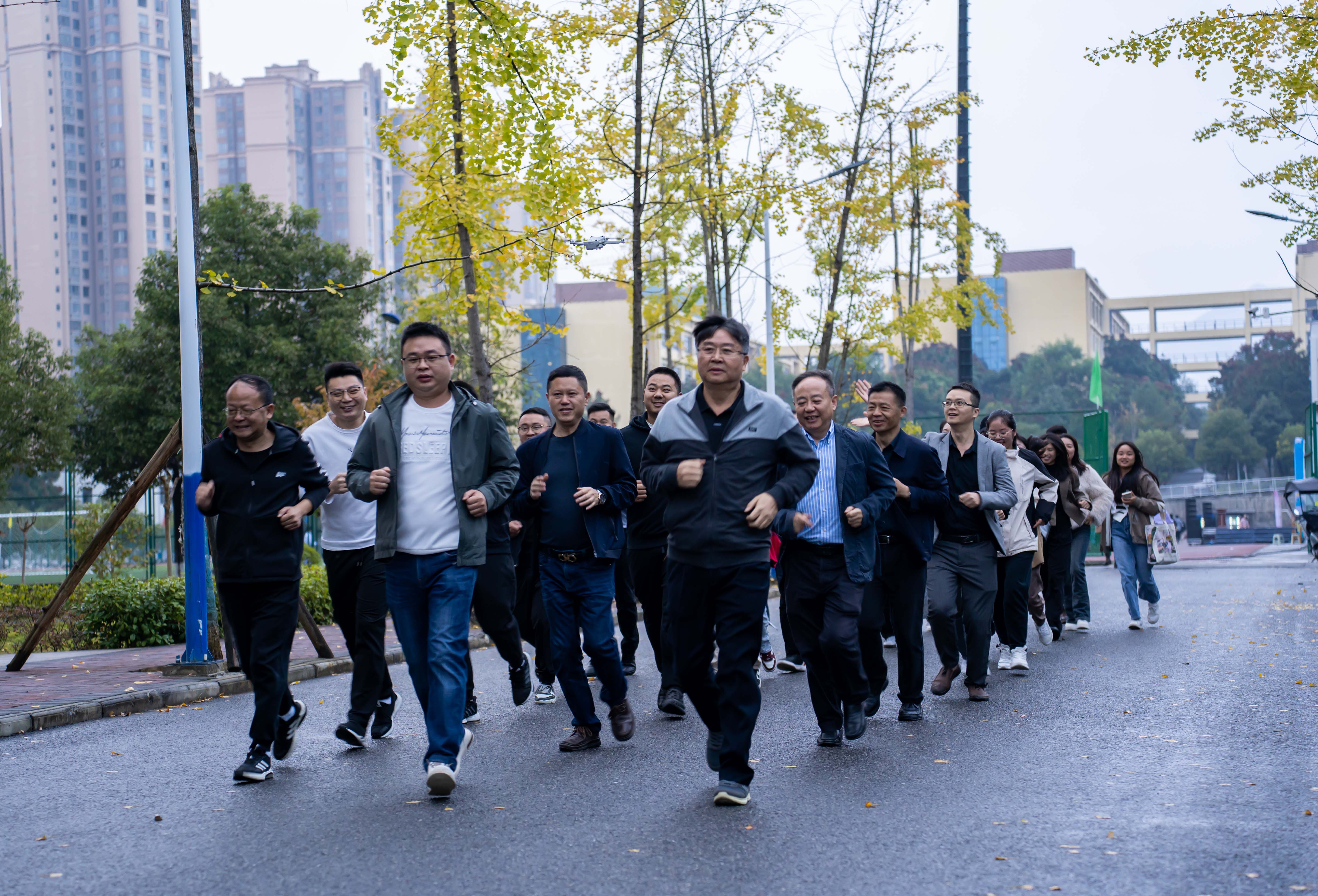 人人享受体育 健康拥抱未来|beat365举行阳光体育运动启动仪式(图5)