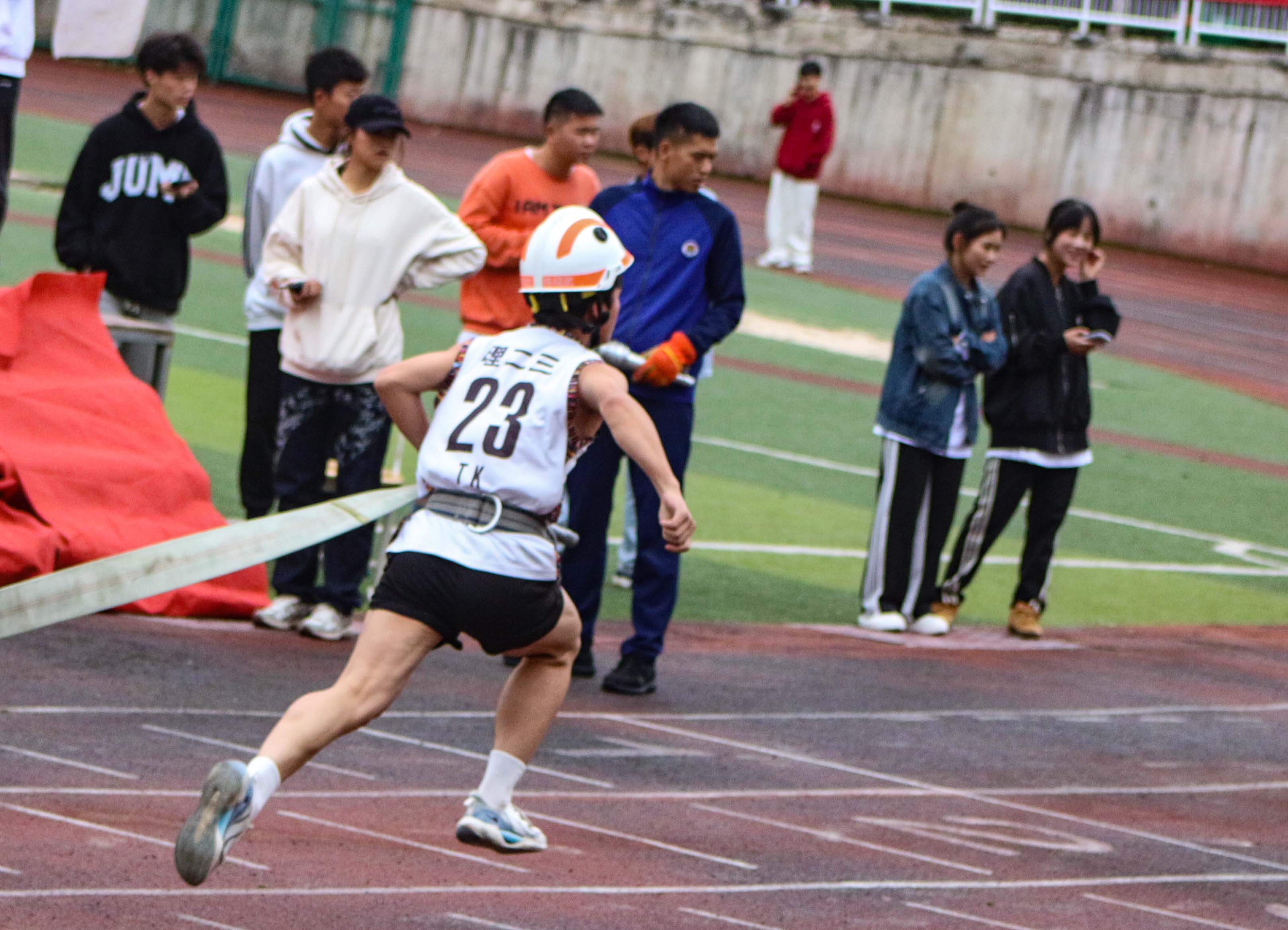 2023年德江县消防宣传月活动启动仪式暨第二届大学生消防技能运动会在beat365英国官方网站举行(图22)