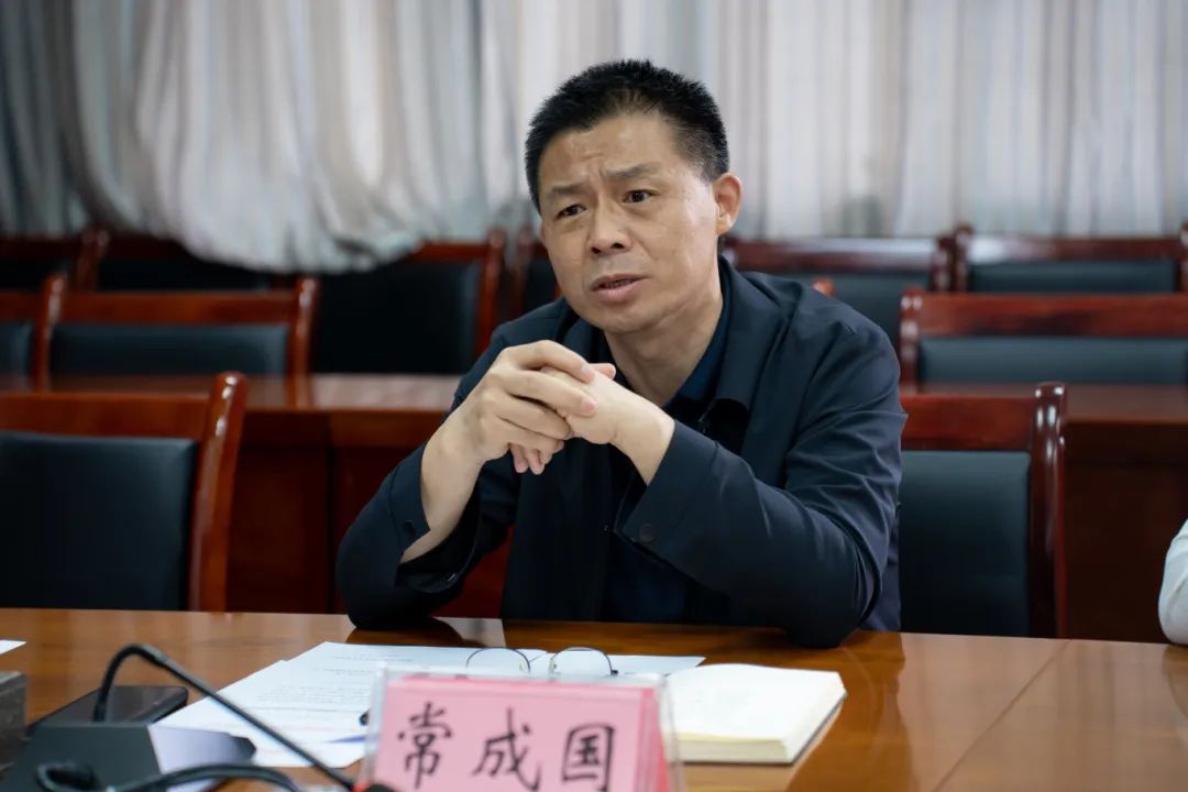 beat365英国官方网站举行融媒体中心揭牌仪式(图3) beat365英国官方网站举行融媒体中心揭牌仪式(图3)