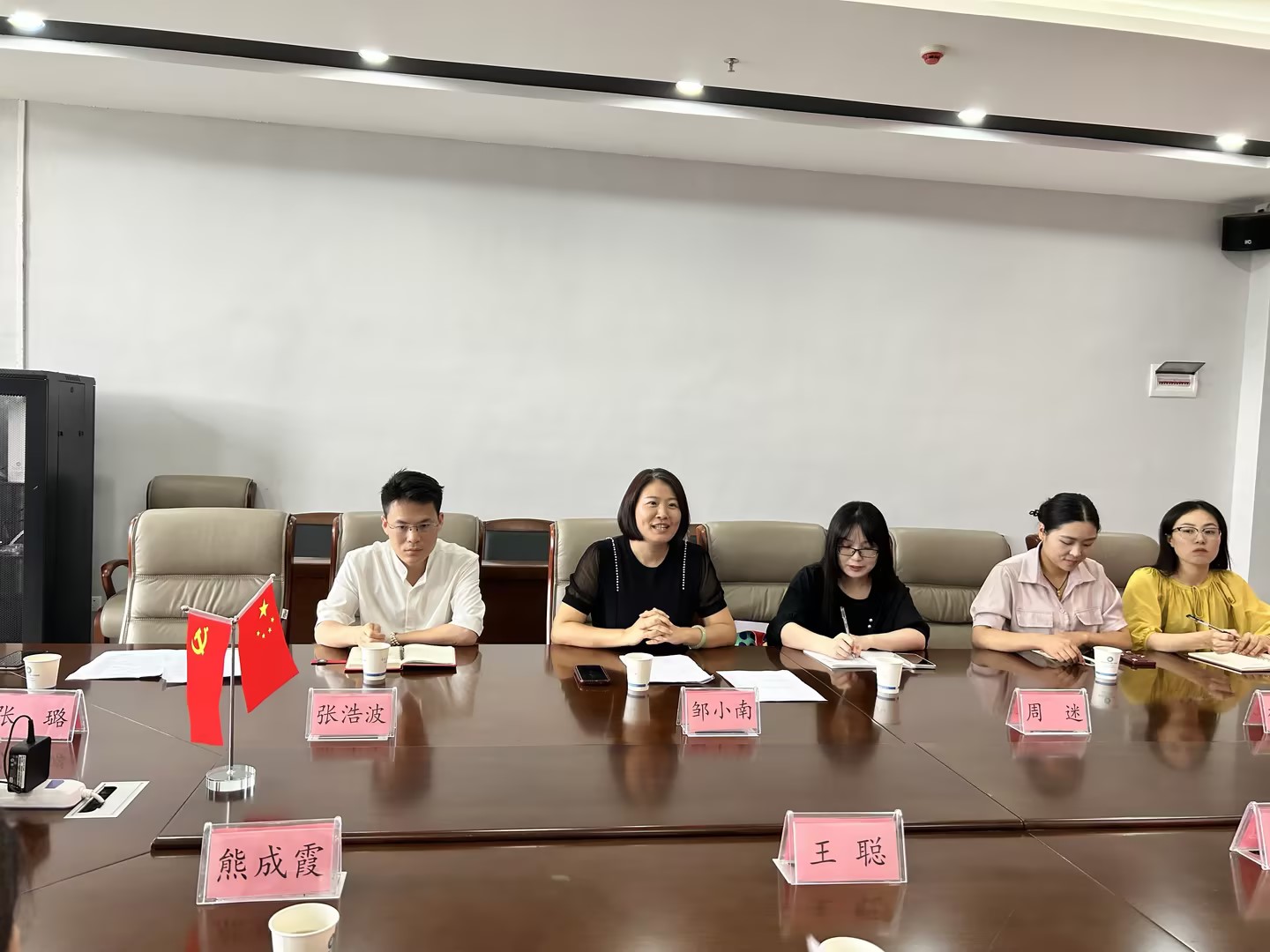 深化产教融合,校企协同创新—护理学院一行赴德江县人民医院交流学习(图3) 深化产教融合,校企协同创新—护理学院一行赴德江县人民医院交流学习(图3)