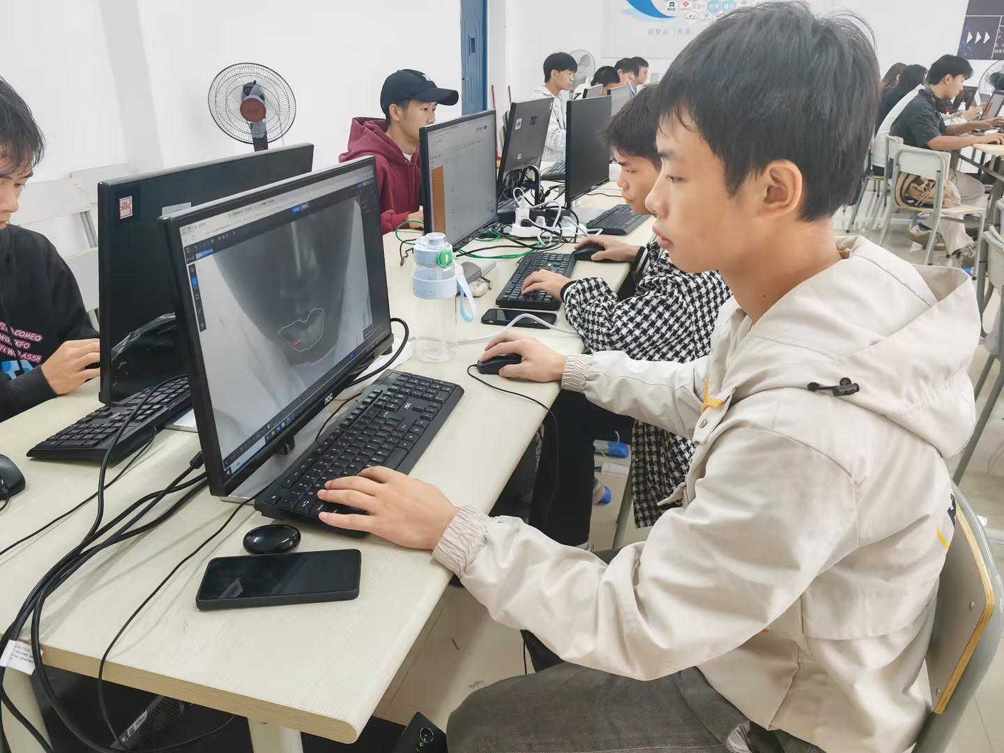 校企合作新启航 智育英才共辉煌 ——装备学院携手百智云企业共筑校企合作新篇章(图4) 校企合作新启航 智育英才共辉煌 ——装备学院携手百智云企业共筑校企合作新篇章(图4)