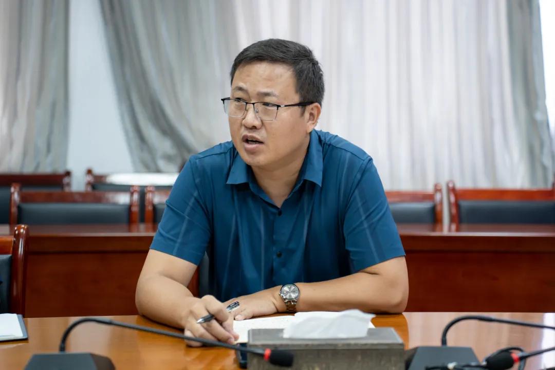 beat365英国官方网站召开2025届毕业生岗位实习工作部署大会(图3) beat365英国官方网站召开2025届毕业生岗位实习工作部署大会(图3)