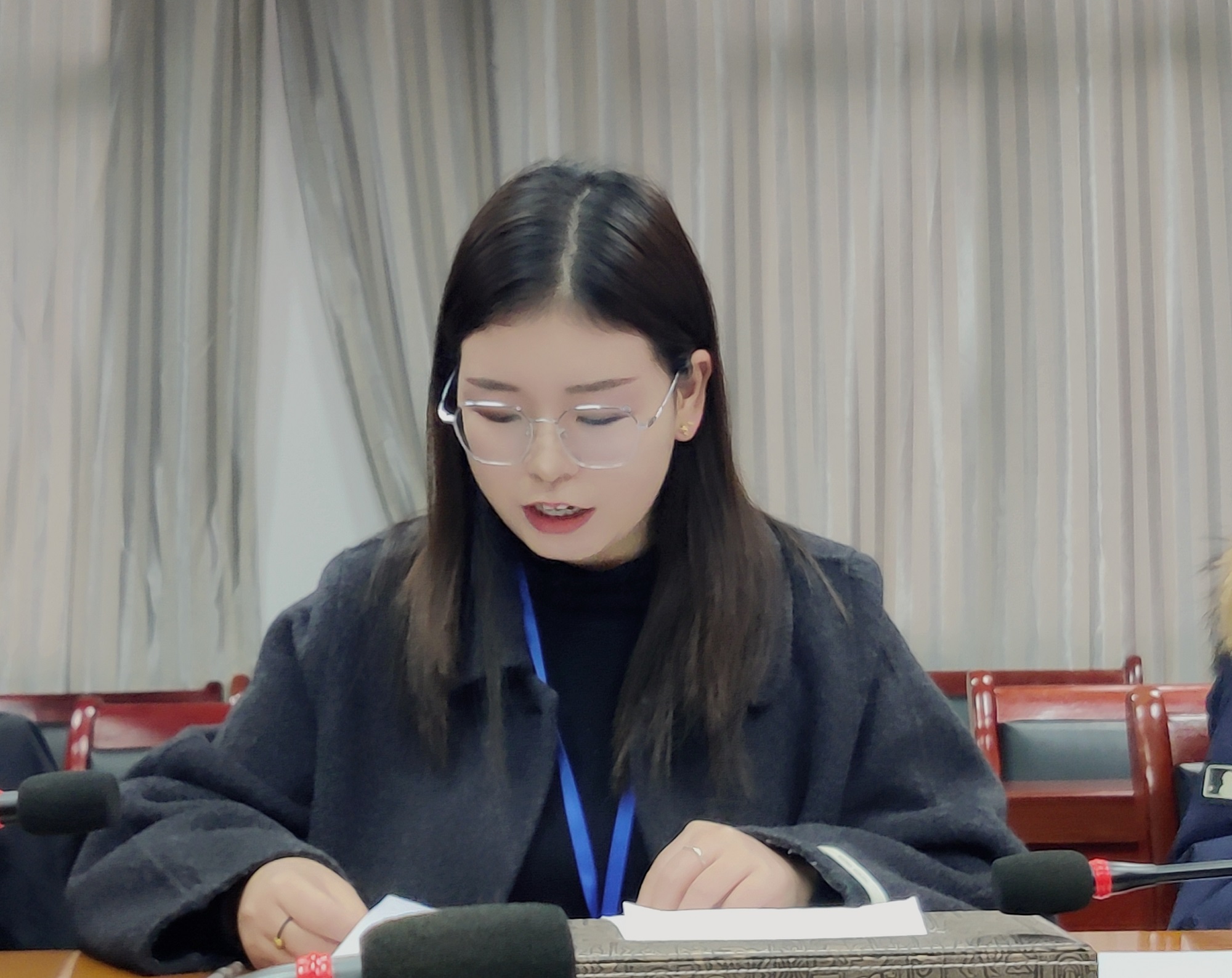 马克思主义学院党支部组织召开意识形态工作专题会(图3) 马克思主义学院党支部组织召开意识形态工作专题会(图3)