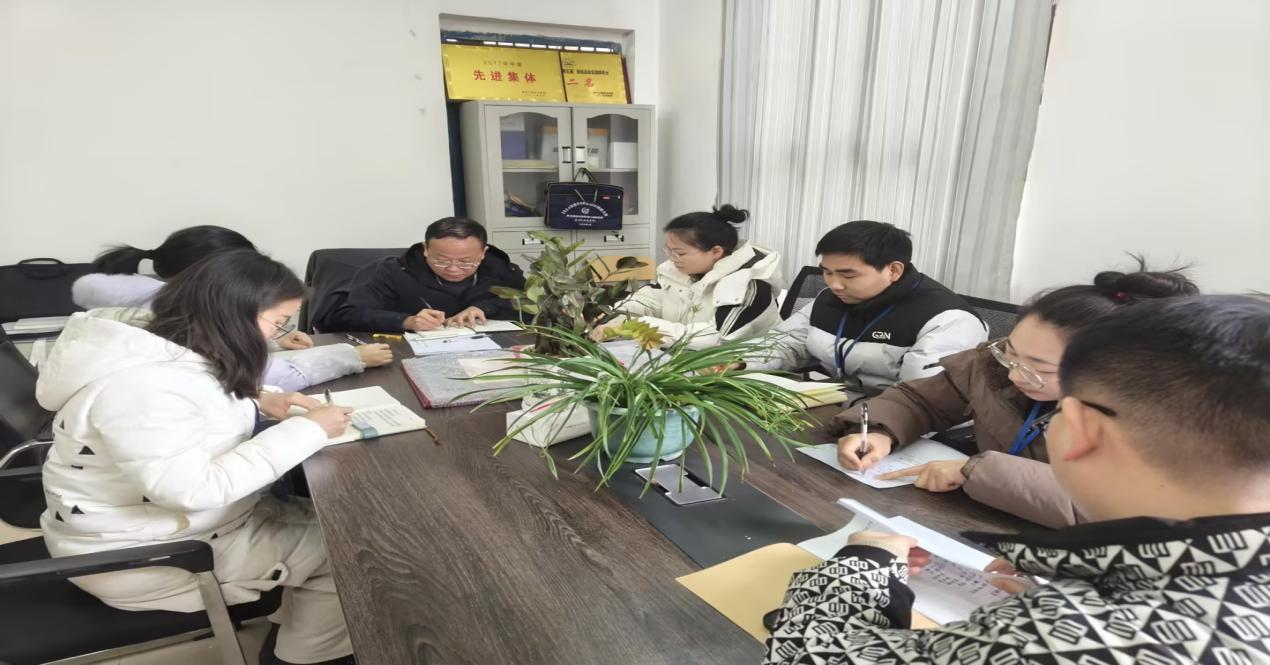 教学工作简报(图2) 教学工作简报(图2)