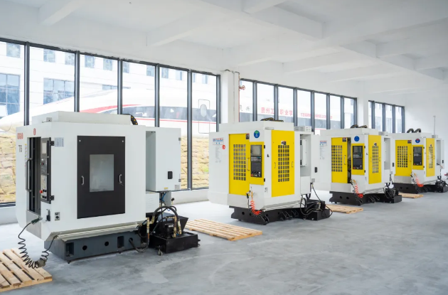 数智赋能产教融合,打造大国工匠培养新高地 丨记智能制造与汽车工程学院实训基地升级之路(图3) 数智赋能产教融合,打造大国工匠培养新高地 丨记智能制造与汽车工程学院实训基地升级之路(图3)