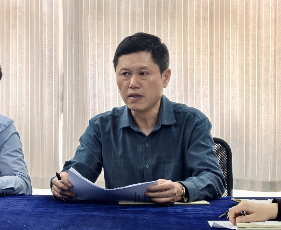 人工智能与信息工程学院召开 2025年第二次教职工工作例会(图2)