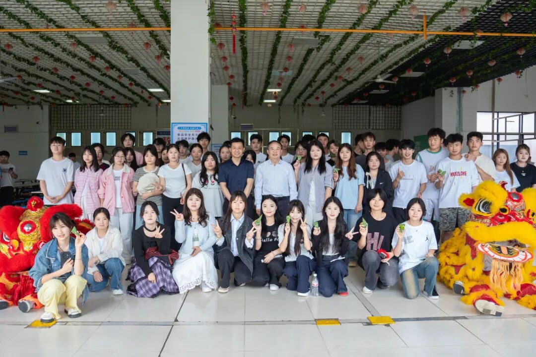 beat365开展“承端午古韵·铸时代匠心”端午节系列活动(图8) beat365开展“承端午古韵·铸时代匠心”端午节系列活动(图8)