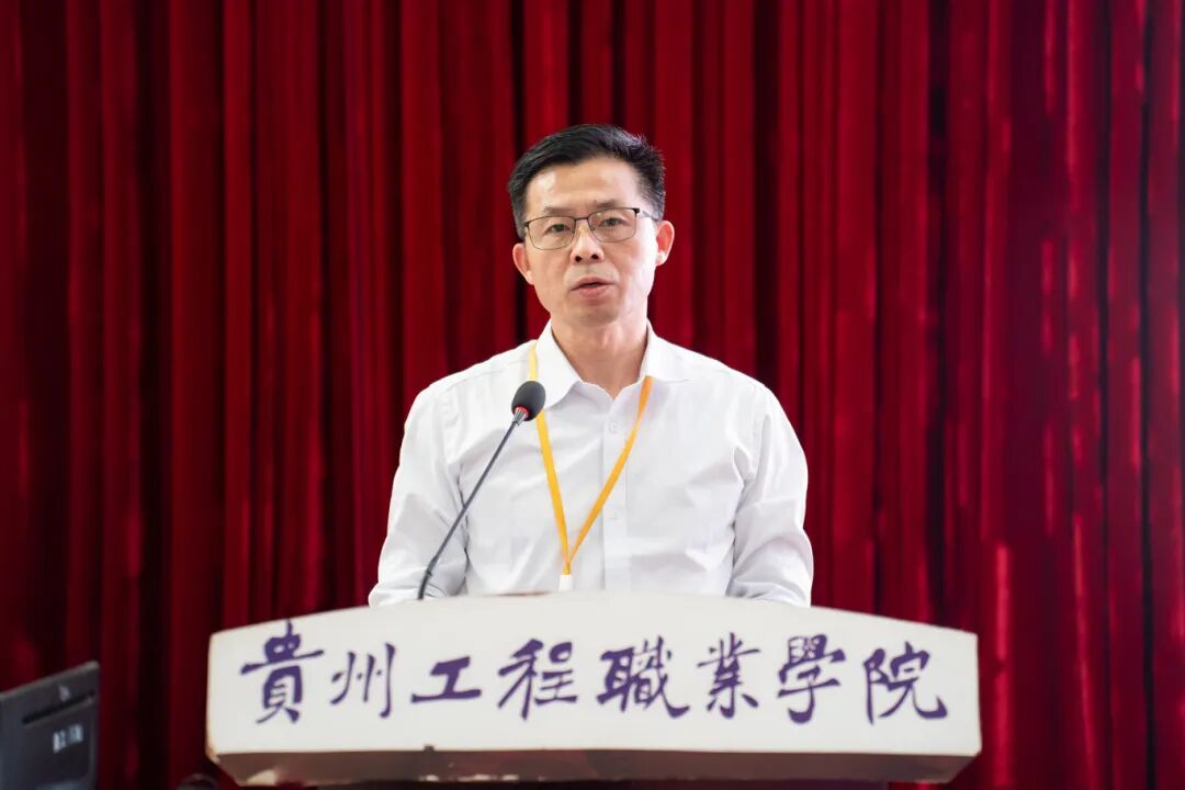 快讯丨beat365召开2025年春季学期期中教职工大会(图4) 快讯丨beat365召开2025年春季学期期中教职工大会(图4)