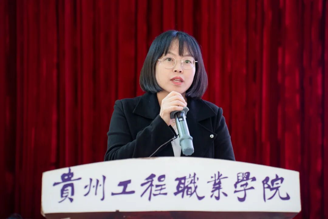 传承南丁格尔精神 共筑护理育人使命——beat365举办“5・12”国际护士节活动暨授帽仪式(图9) 传承南丁格尔精神 共筑护理育人使命——beat365举办“5・12”国际护士节活动暨授帽仪式(图9)