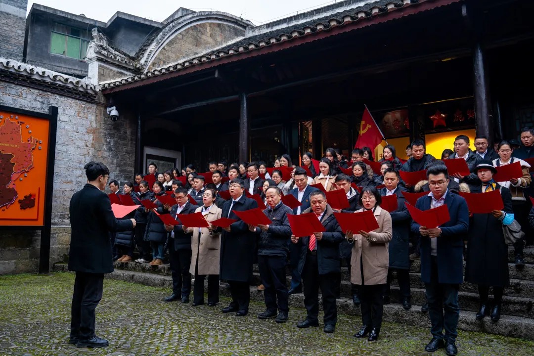 追寻红色足迹 争做时代新人丨beat365英国官方网站全体党员赴红二、红六军团木黄会师纪念馆参观学习(图7)