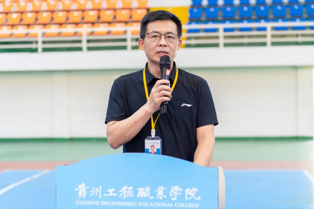 beat365第六届“工会杯”教职工系列活动圆满闭幕(图4) beat365第六届“工会杯”教职工系列活动圆满闭幕(图4)