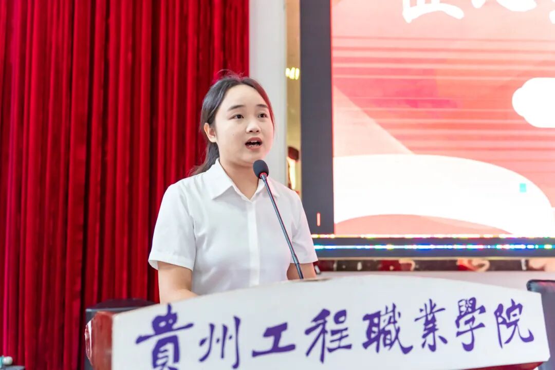 匠心筑梦 启航未来丨beat365举行2025届毕业典礼(图8) 匠心筑梦 启航未来丨beat365举行2025届毕业典礼(图8)