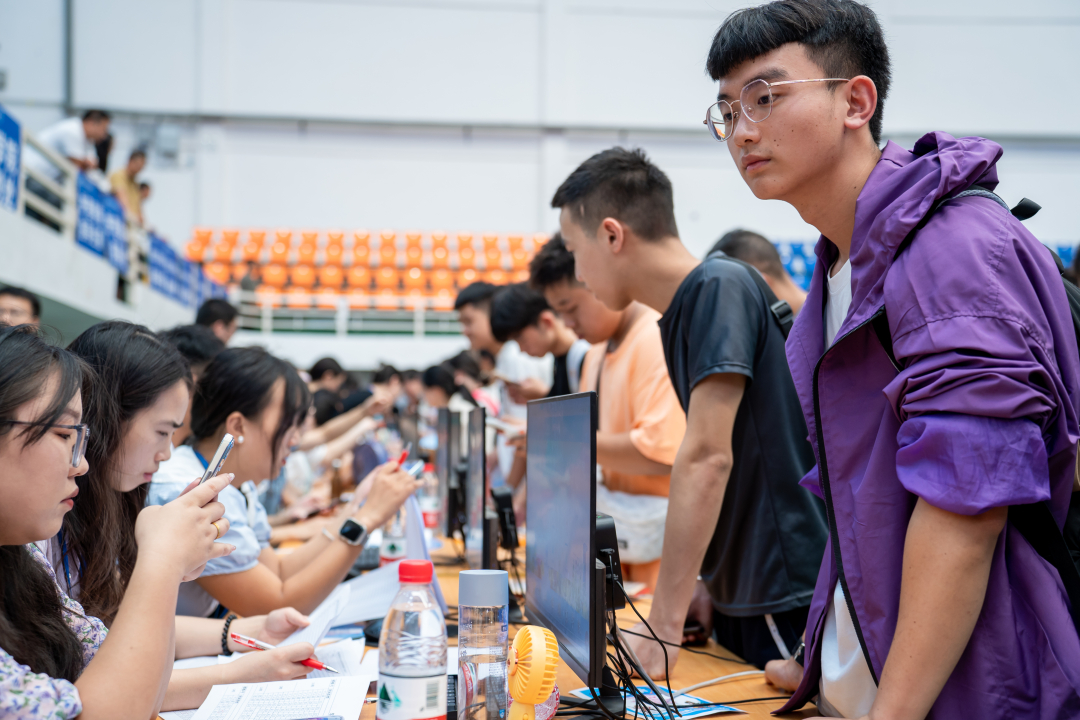 beat365英国官方网站：坚守初心做有温度的教育(图5)