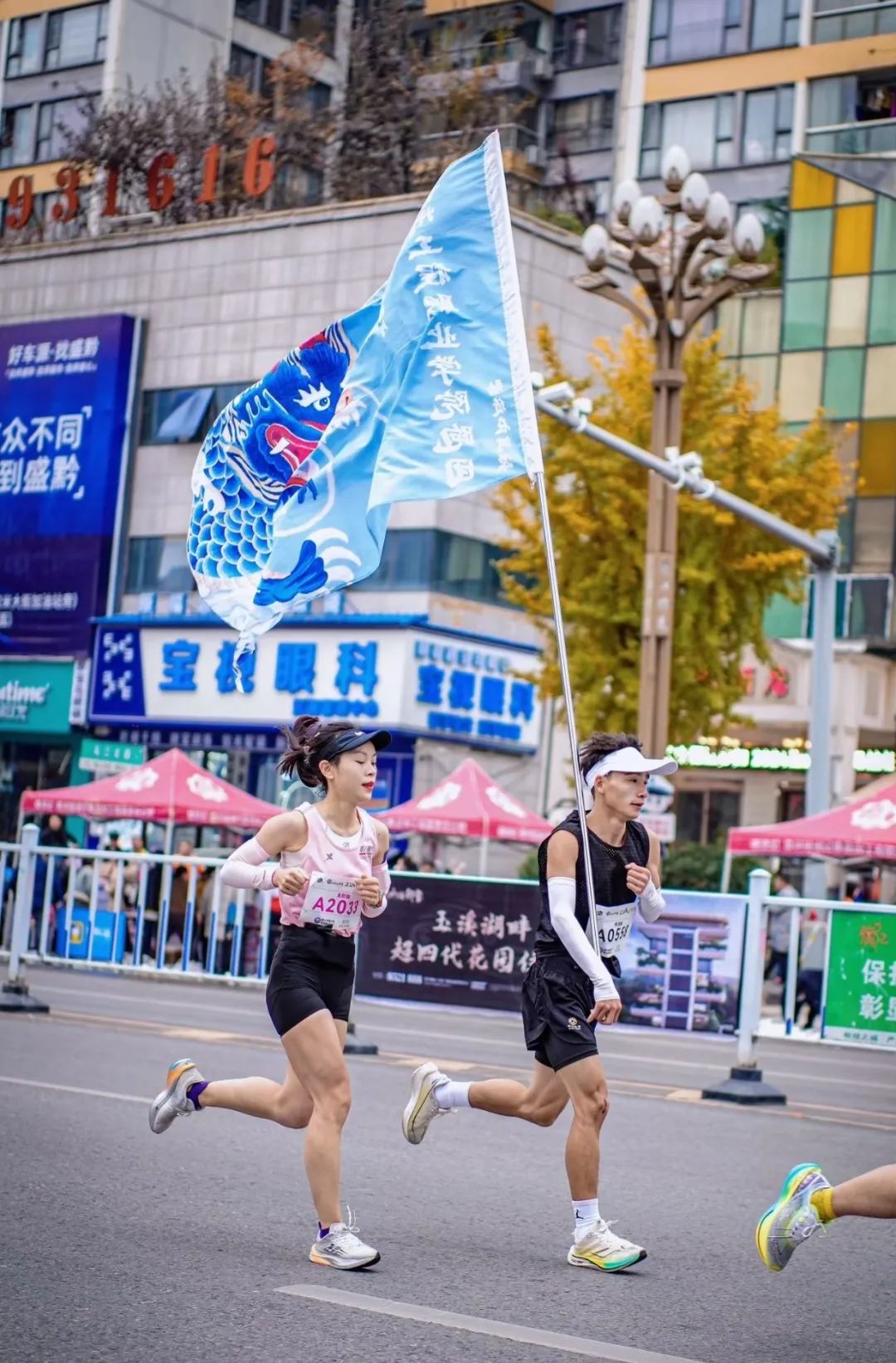 各项赛事捷报频传！beat365英国官方网站体育代表队屡获佳绩(图3)