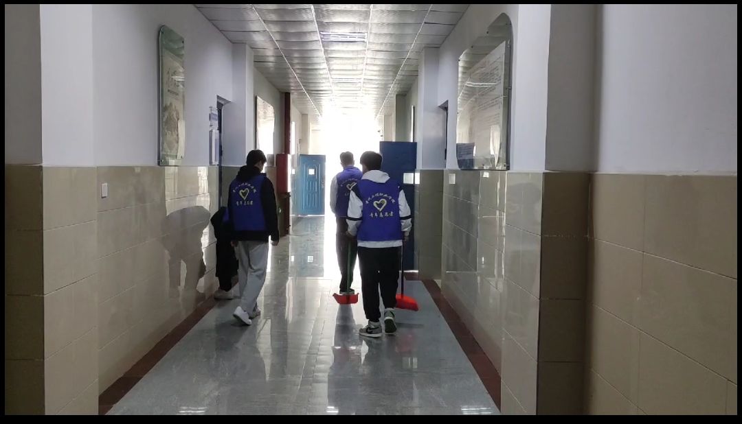 大数据与信息技术学院团总支简报(图1) 大数据与信息技术学院团总支简报(图1)