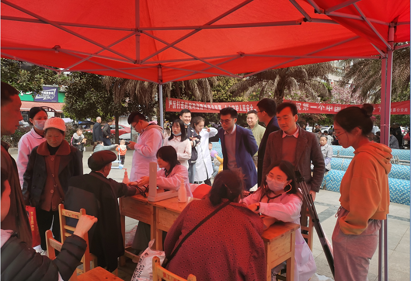 药学院学生科工作简报(图11) 药学院学生科工作简报(图11)