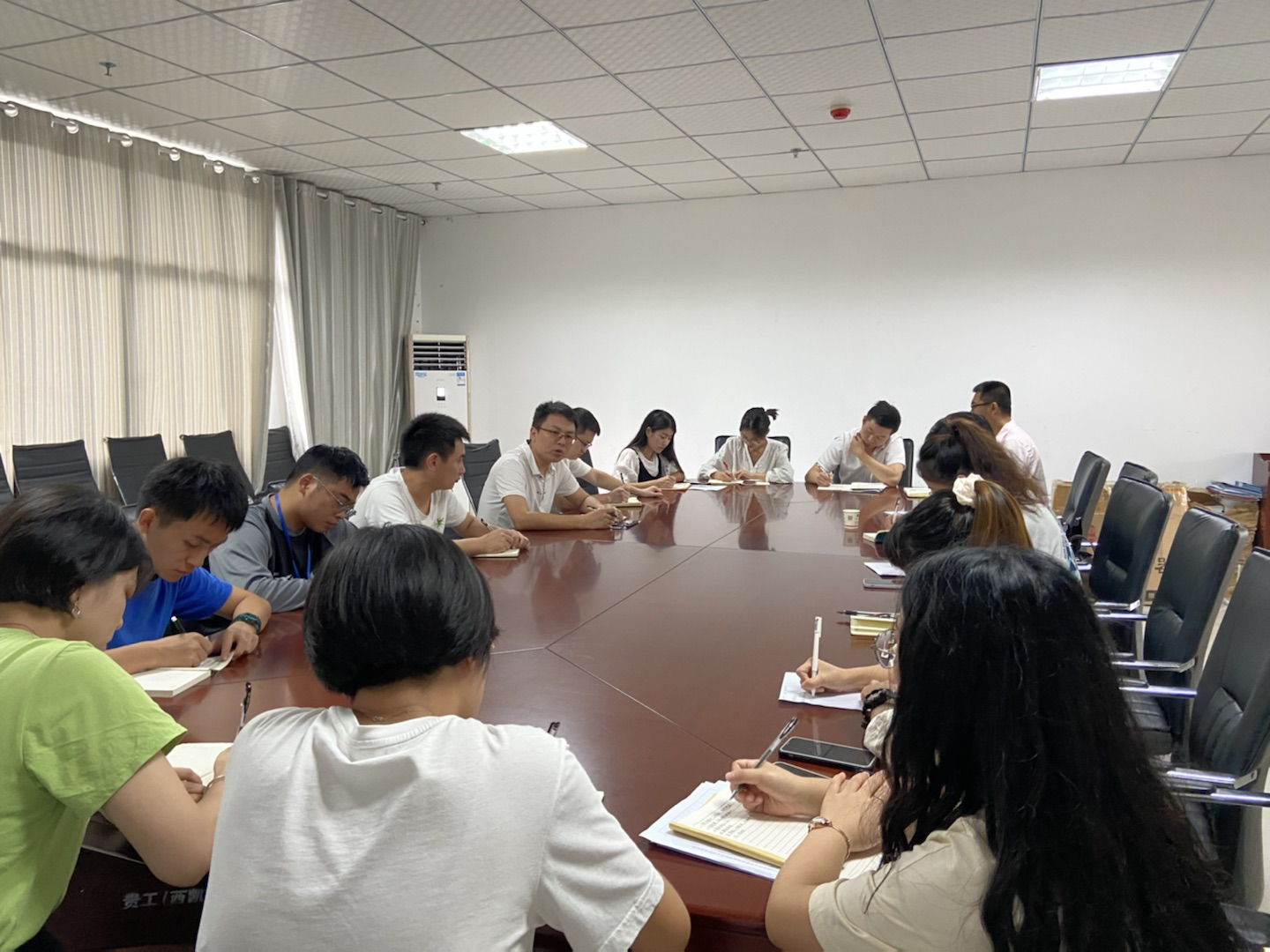 基础教学部 组织召开2021年秋季学期第一次教学工作例会(图1) 基础教学部 组织召开2021年秋季学期第一次教学工作例会(图1)