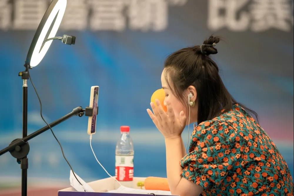 贵州省第一届职业技能大赛铜仁市选拔赛“网络直播营销”比赛在beat365英国官方网站拉开序幕(图11)